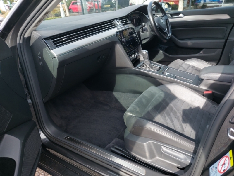 Volkswagen Passat 2.0 Tdi Gt Dsg Panoramic Roof 7 Speed Grey #5
