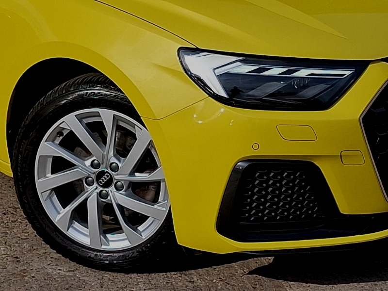 Audi A1 Technik Black #20
