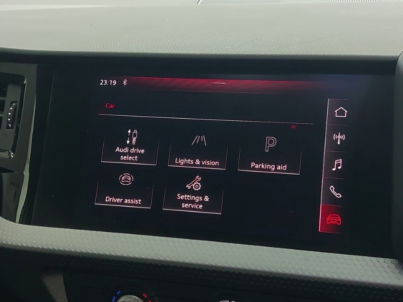 Audi A1 Technik White #9