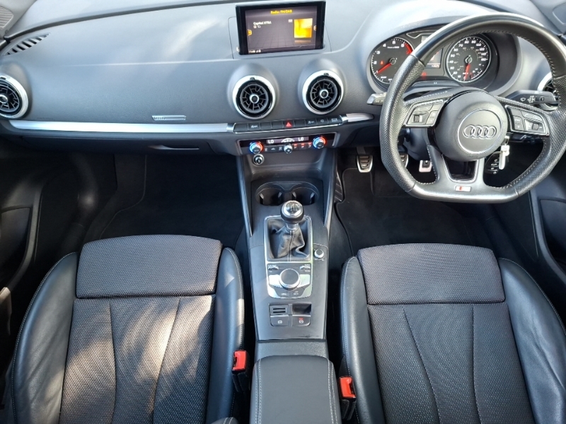 Audi A3 30 Tfsi Black Edition NY19NCO Grey #3