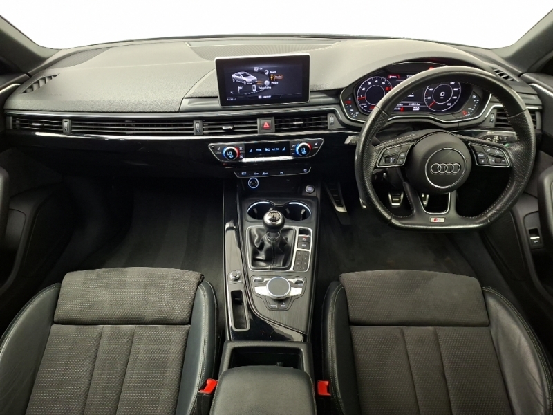 Audi A4 35 Tfsi Black Edition White #3