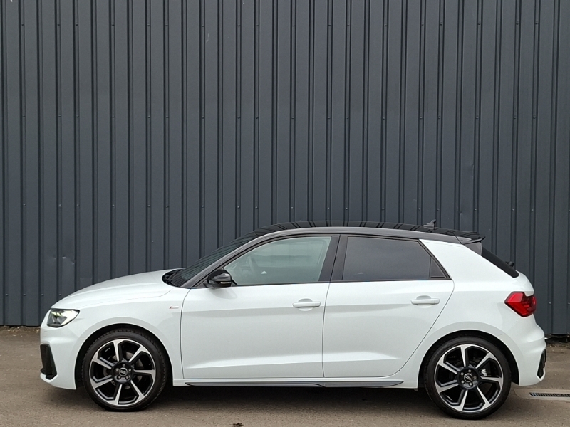 Audi A1 35 Tfsi Black Edition S Tronic White #4