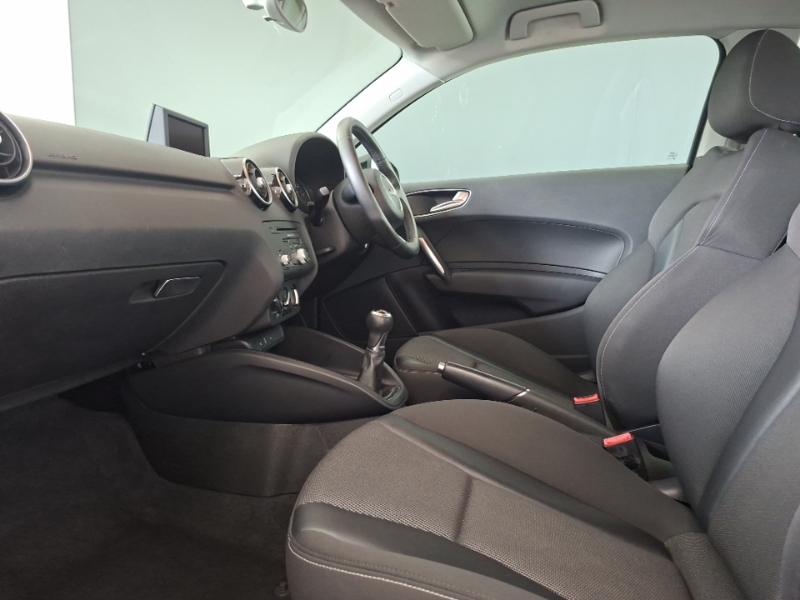 Audi A1 1.4 Tfsi Sport Black #5