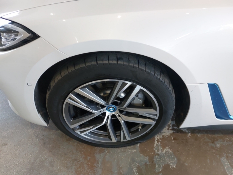 BMW i4 Unknown Blue #19