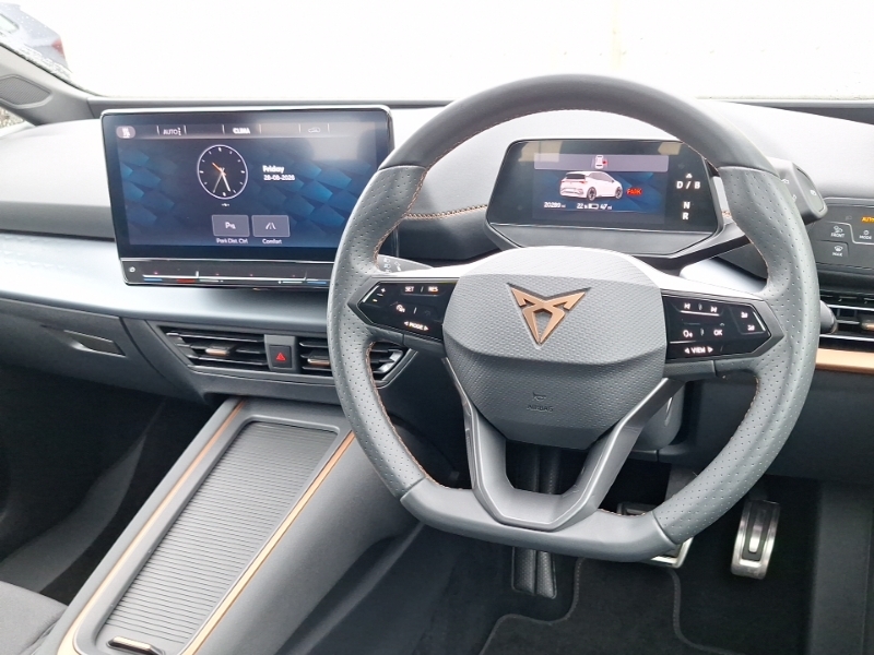 Cupra Born E-boost V2 White #8