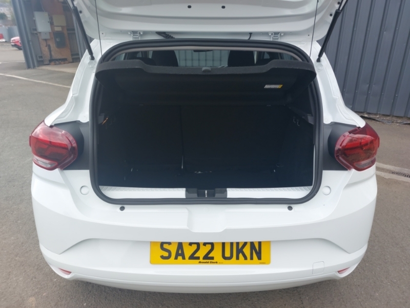 Dacia Sandero Hatchback #18