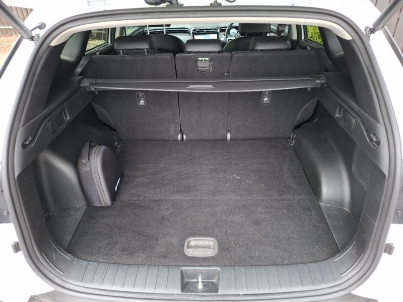 Hyundai Tucson  White #18