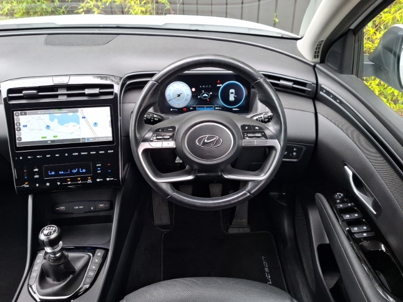 Hyundai Tucson  White #8