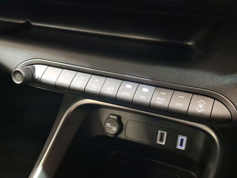 Jeep Avenger 1.2 Summit Black #15