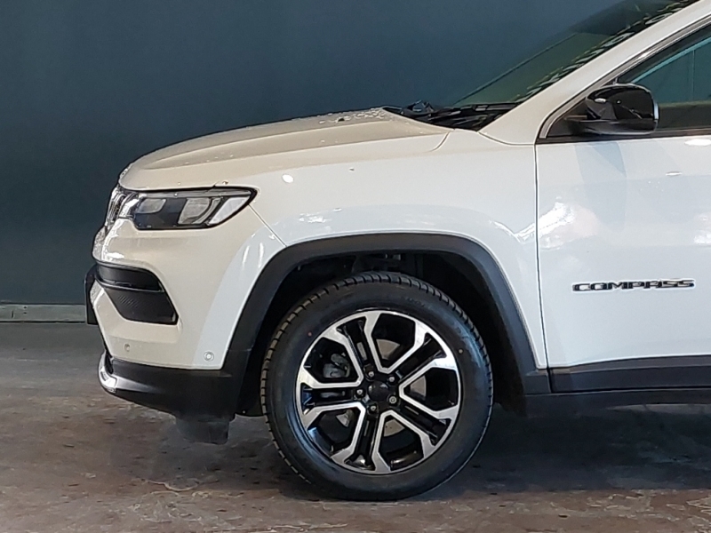Jeep Compass Trailhawk White #19