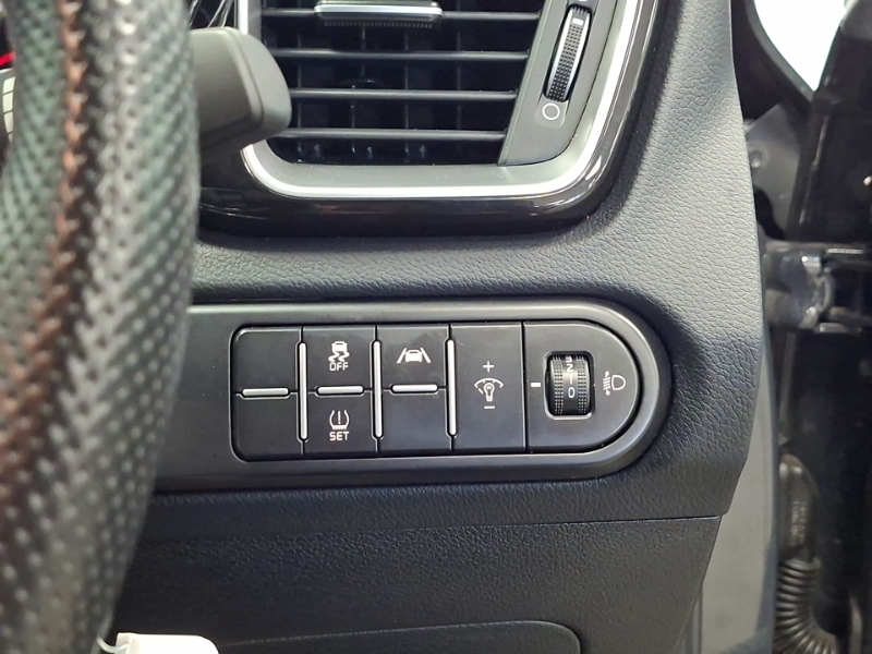 Kia Ceed Hatchback #15