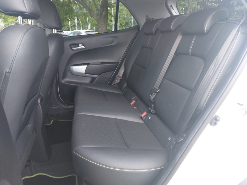 Kia Picanto 1.0 X-line S White #6