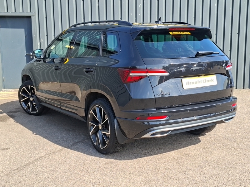 Skoda Karoq 2.0 Tdi 150 Sportline 4X4 Dsg Black #2
