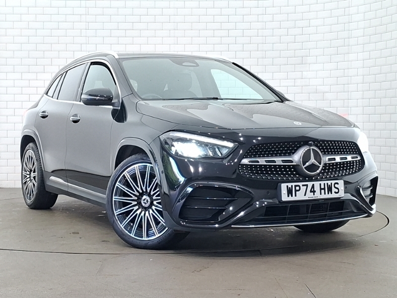 Mercedes-Benz GLA Class Gla 200 Amg Line Premium Black