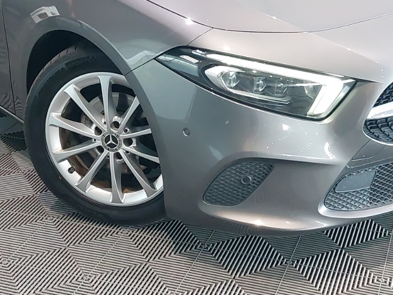 Mercedes-Benz A Class A 200 Amg Line Premium Silver #20