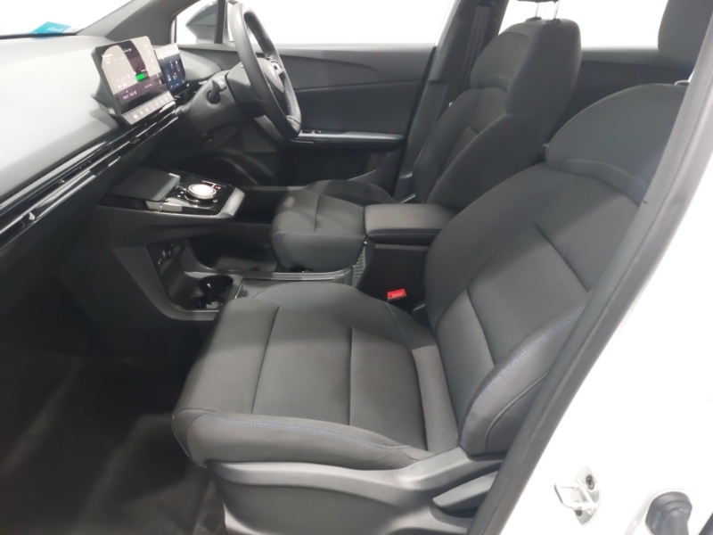 MG MG4 125Kw Se Ev 51Kwh White #5