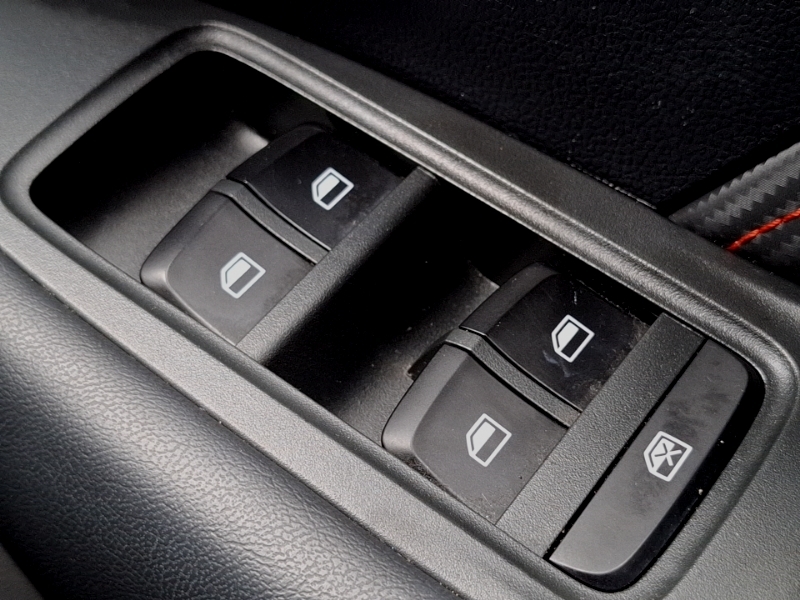 MG ZS Excite Black #17