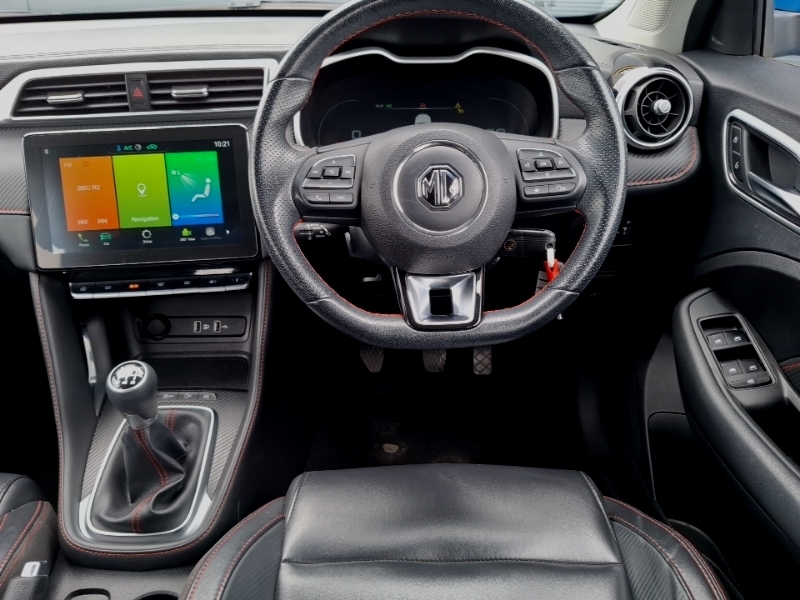 MG ZS Excite Black #8