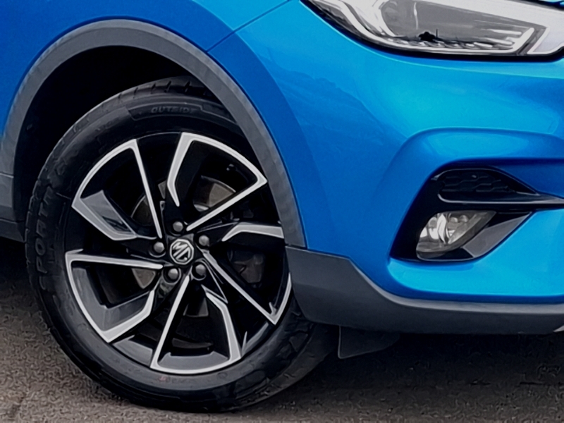 MG ZS Excite Black #20