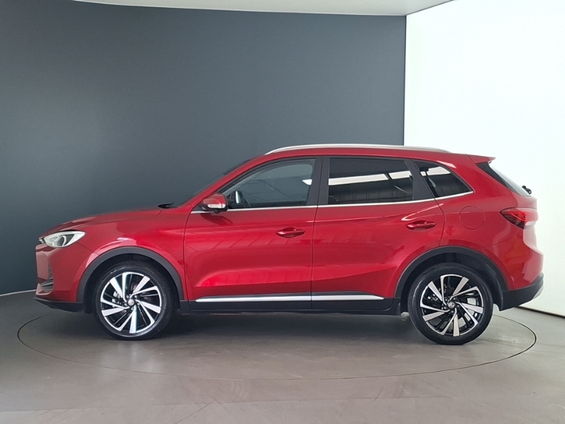 MG ZS 1.5 Hybrid Trophy Red #4