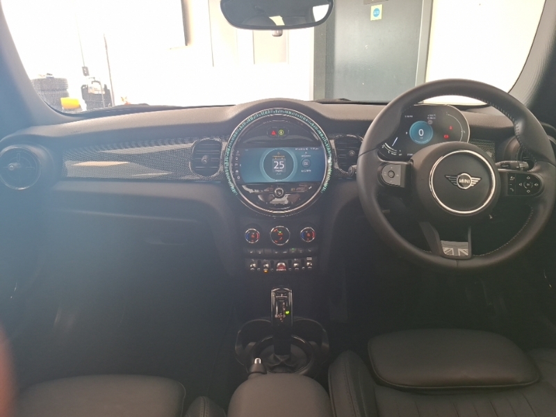 Mini Hatch 1.5 C Sport Black #3