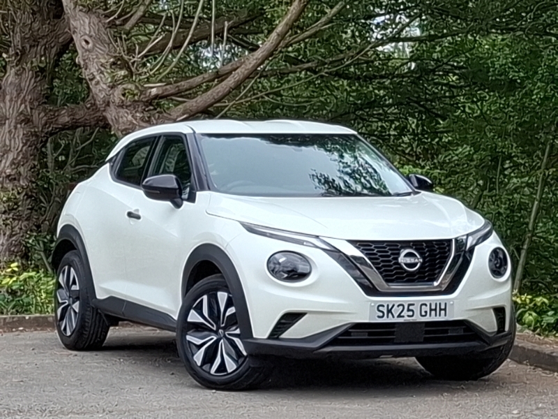 Nissan Juke 1.0 Dig-t Acenta Premium White