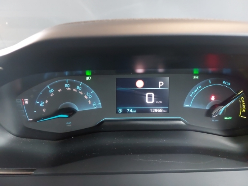 Peugeot e-2008 Gt Grey #15