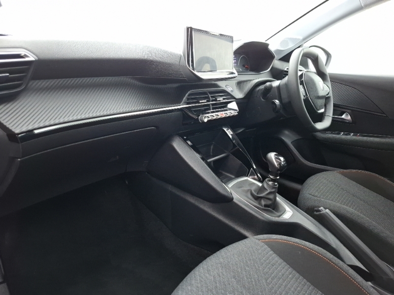 Peugeot 208 1.2 Puretech 100 Style White #5