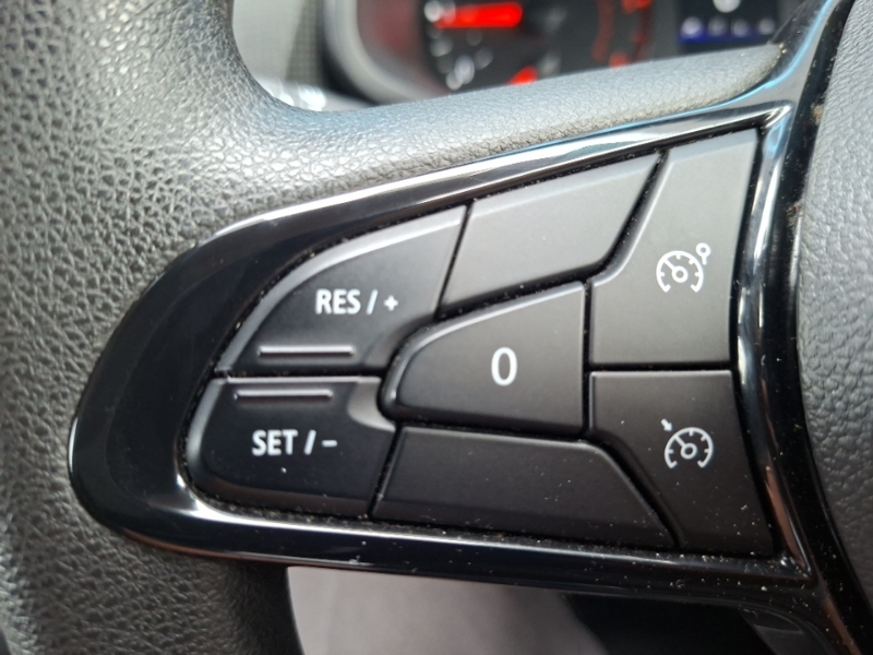 Renault Trafic Extra White #12