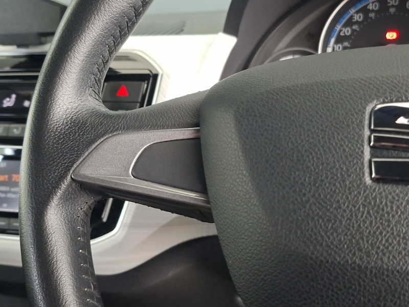 Seat MII Base Red #12