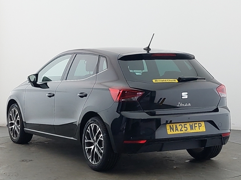 Seat Ibiza 1.0 Tsi 115 Xcellence Dsg Black #2