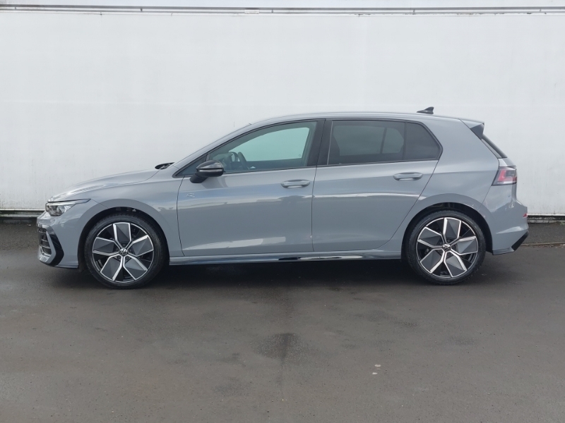 Volkswagen Golf 1.5 Tsi 150 Black Edition Grey #4