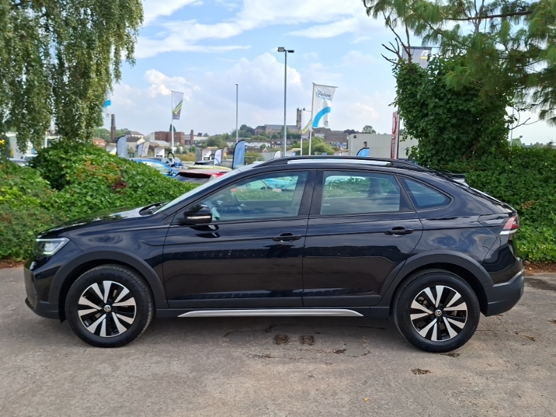 Volkswagen Taigo 1.0 Tsi 110 Life Dsg Black #4
