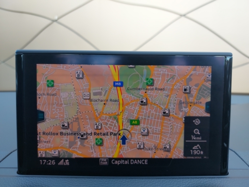 Audi Q2 30 Tdi Technik Black #10