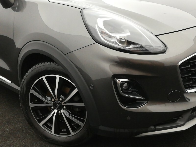 Ford Puma St-line White #9