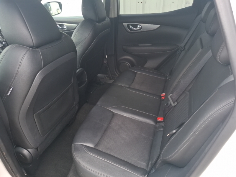 Nissan Qashqai 1.2 Dig-t Tekna Xtronic White #6