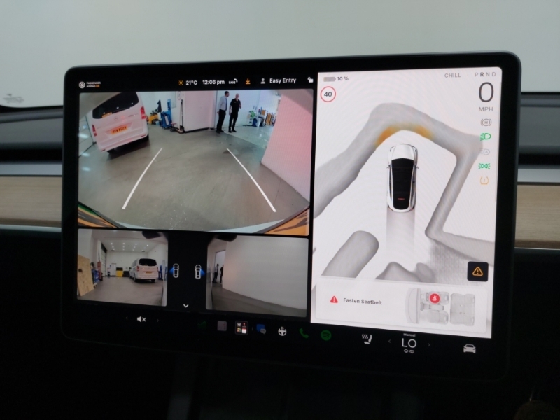 Tesla Model Y Performance White #9