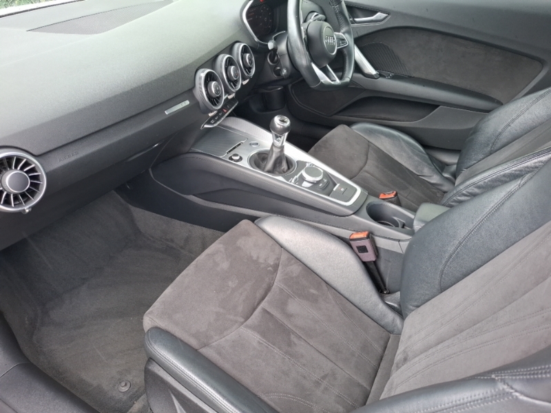 Audi TT 1.8T Fsi Sport White #5