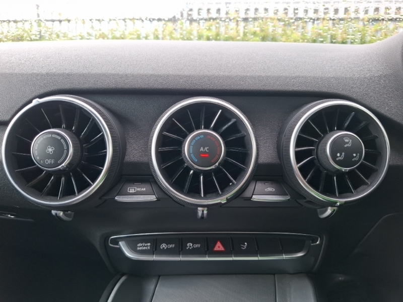Audi TT Coupe Black #9