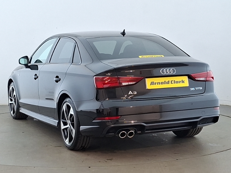 Audi A3 35 Tfsi Black Edition S Tronic Black #2