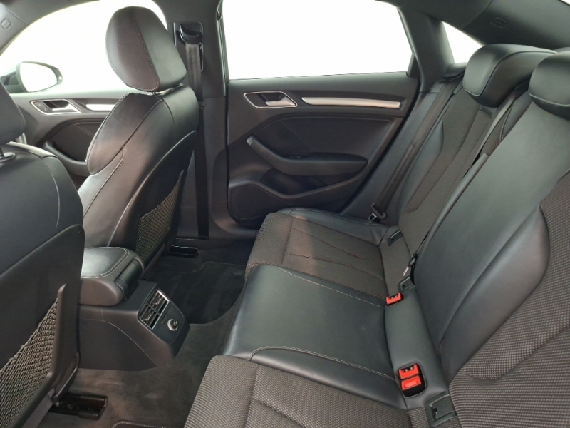 Audi A3 35 Tfsi Black Edition S Tronic Black #6