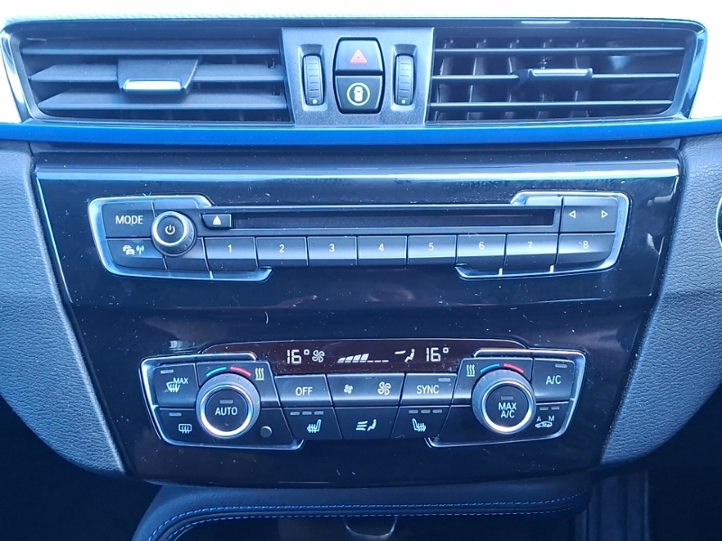 BMW X1 Se Black #16