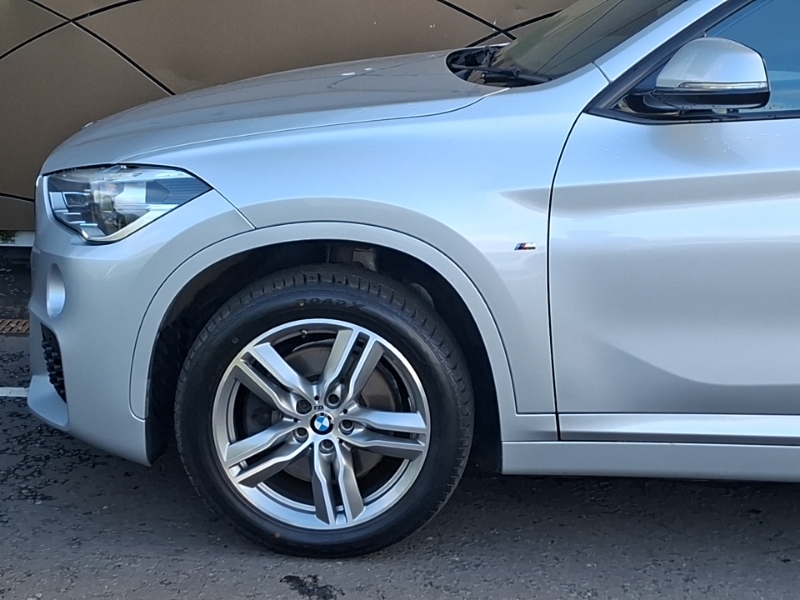 BMW X1 Se Black #19