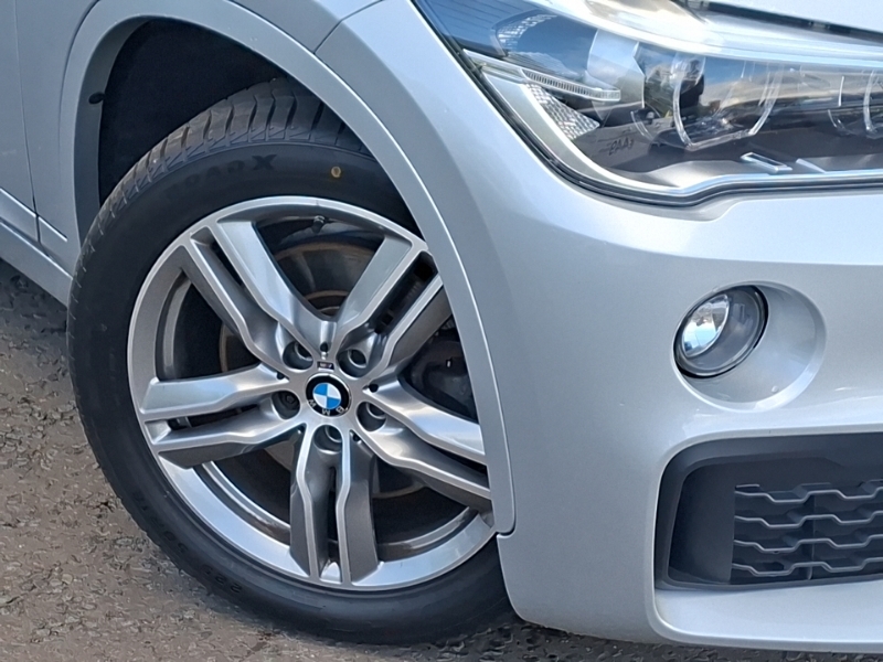 BMW X1 Se Black #20