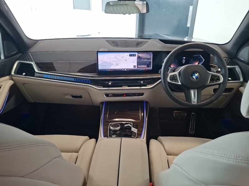 BMW X7 Xdrive40d Mht M Sport Step Black #3