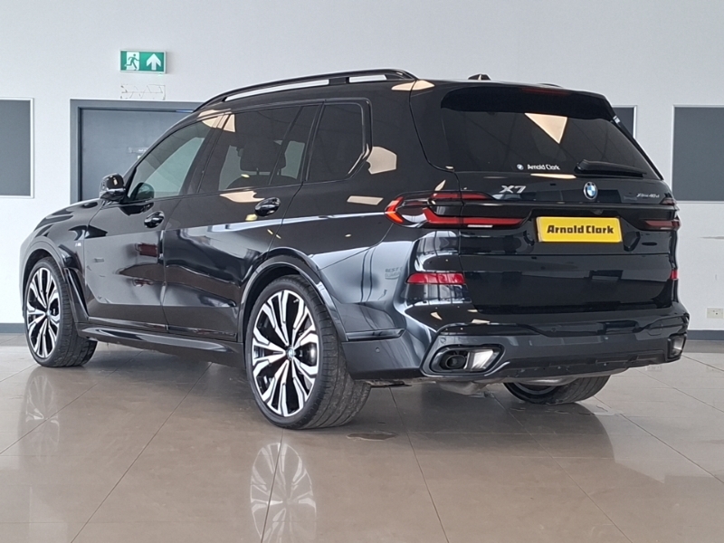BMW X7 Xdrive40d Mht M Sport Step Black #2