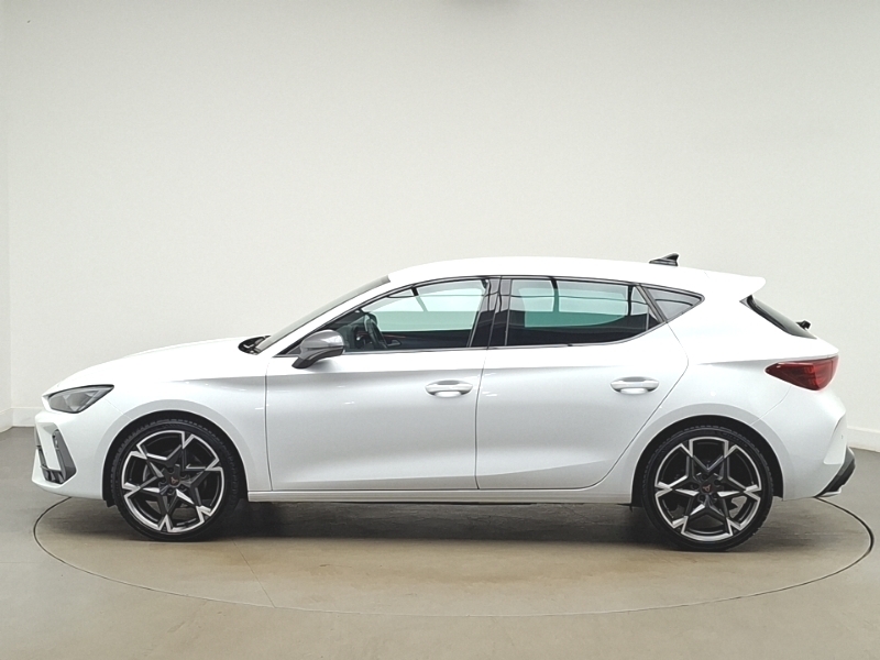 Cupra Leon 1.5 Tsi 150 V2 White #4