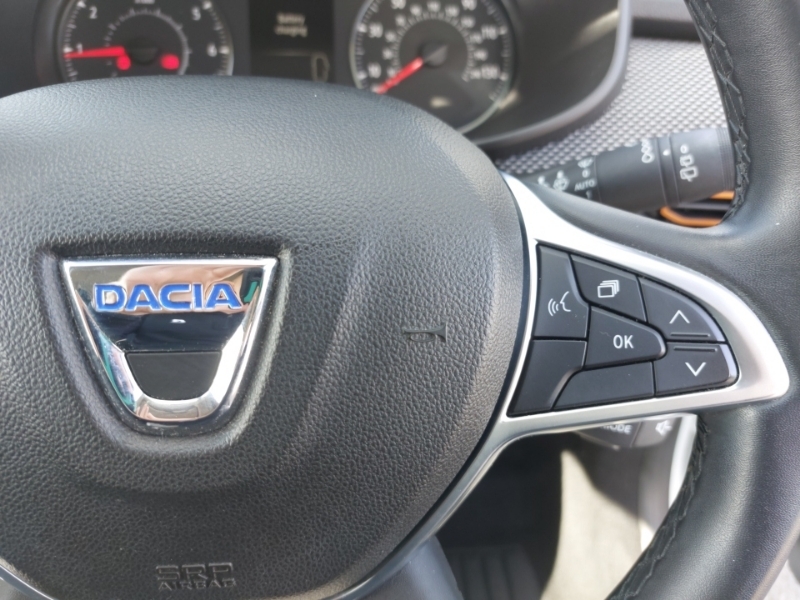 Dacia Sandero Stepway Hatchback Orange #13