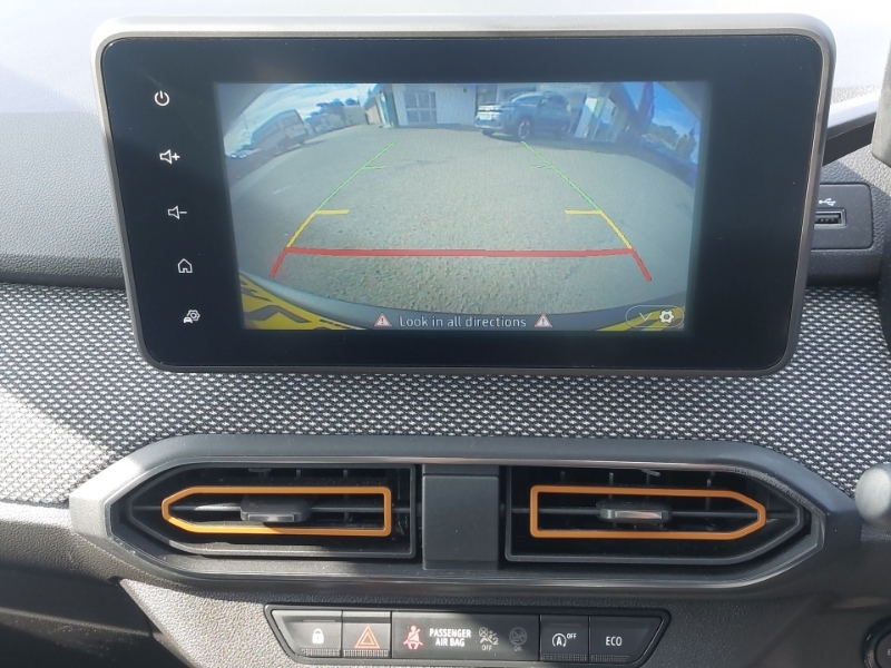 Dacia Sandero Stepway Hatchback Orange #9