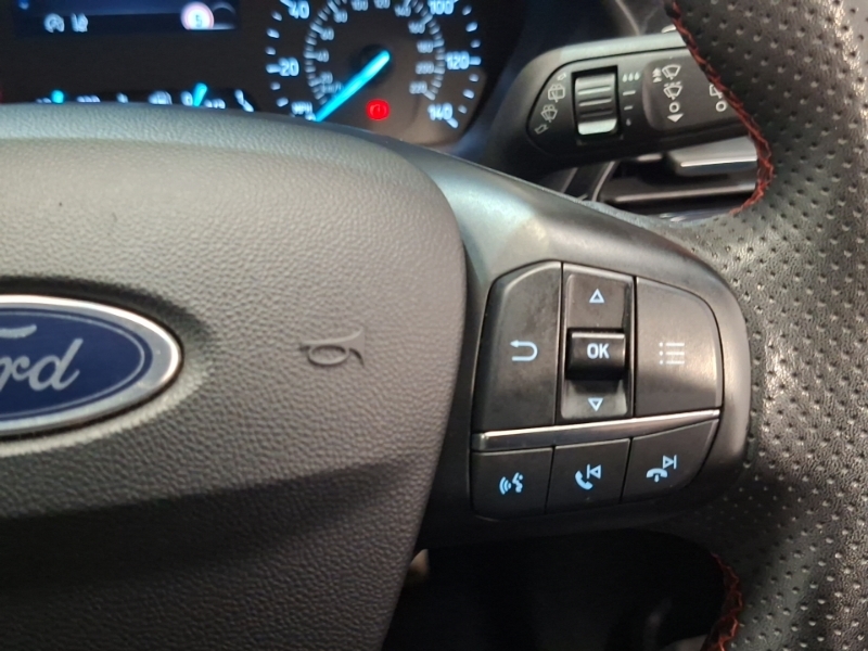 Ford Fiesta Active Black #13